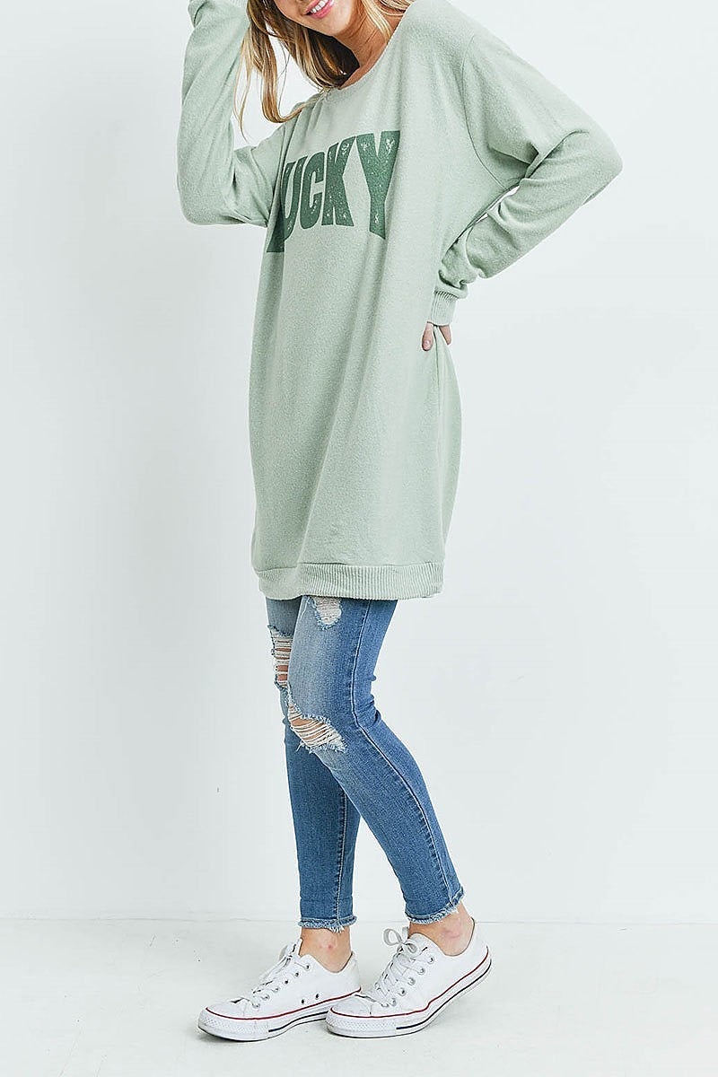 Round neck lucky graphic top (ED8792-2)