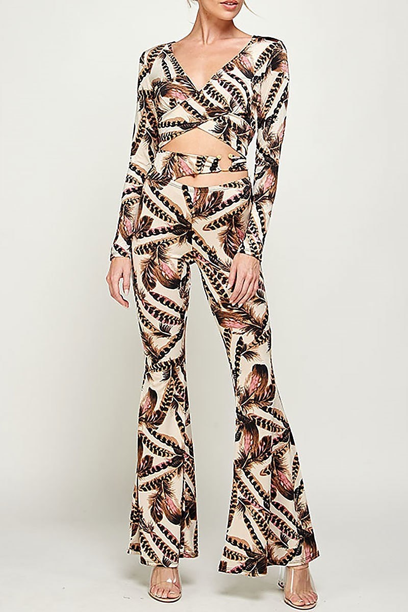 Feather print crop top and pants set (EF2902)