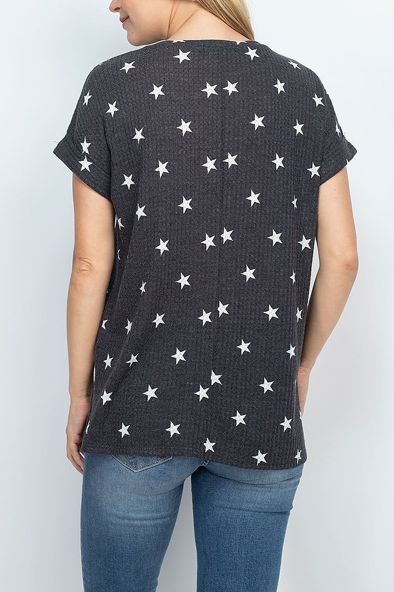 Knit rolled sleeve star print top (EF1862)