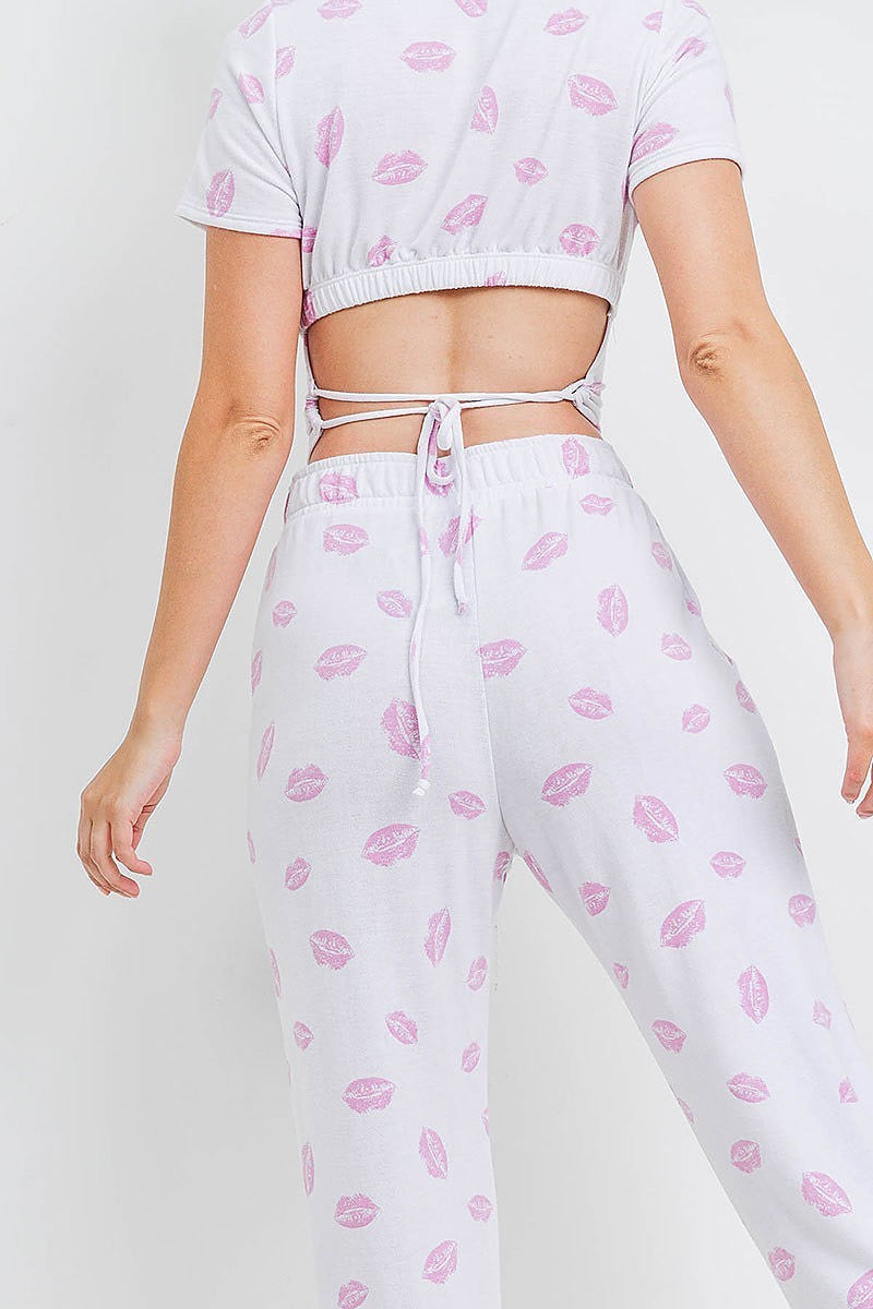 Lips print crop top and pants set (EF1190)