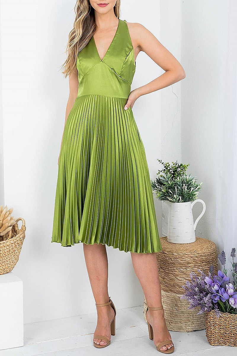 Deep v neck back bow tie pleated dress (DED7635)