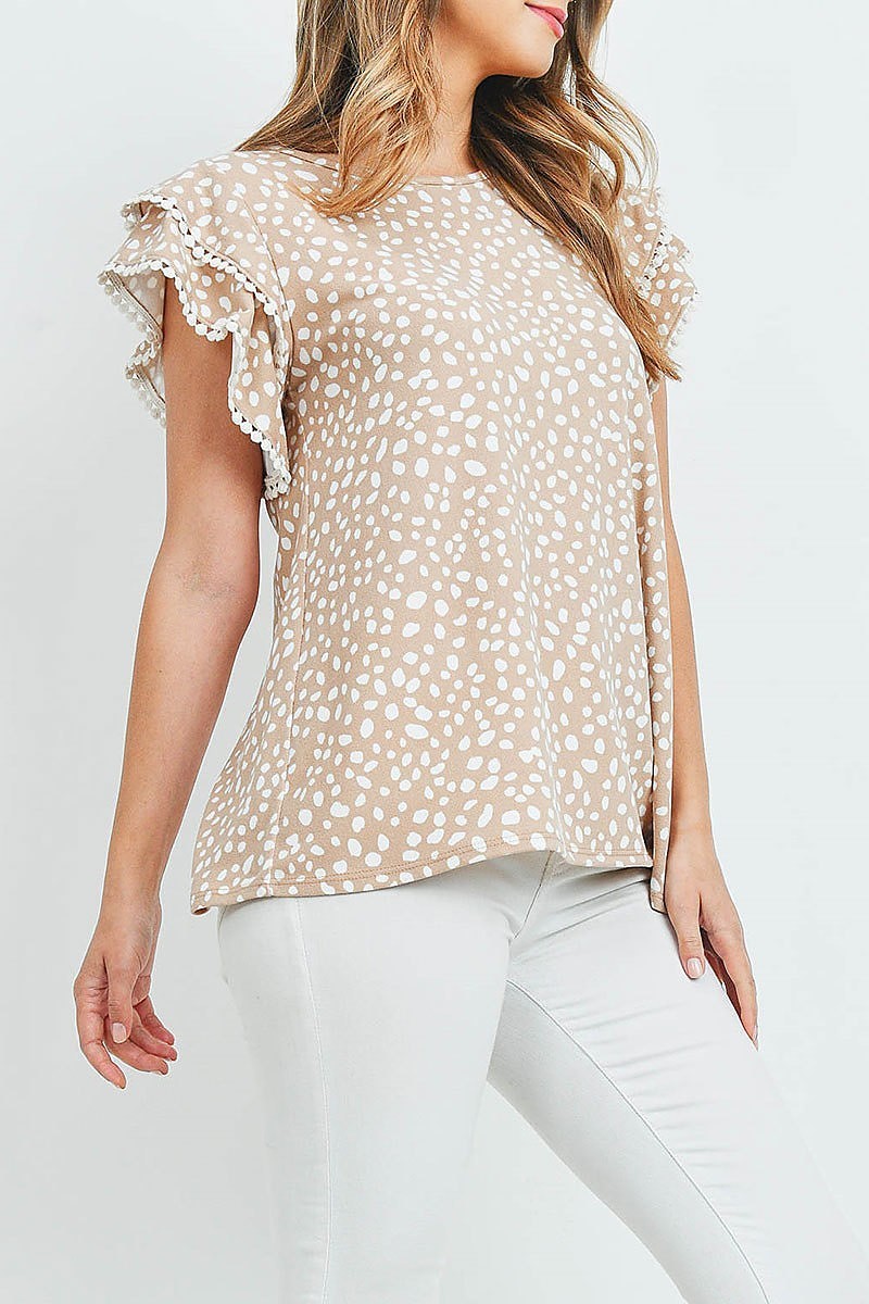 Pompom detail sleeves pebbles top (ED9790)