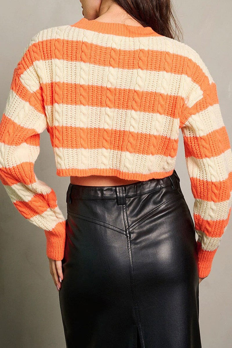 Long sleeve knitted colorblock crop top (EGWT2656)