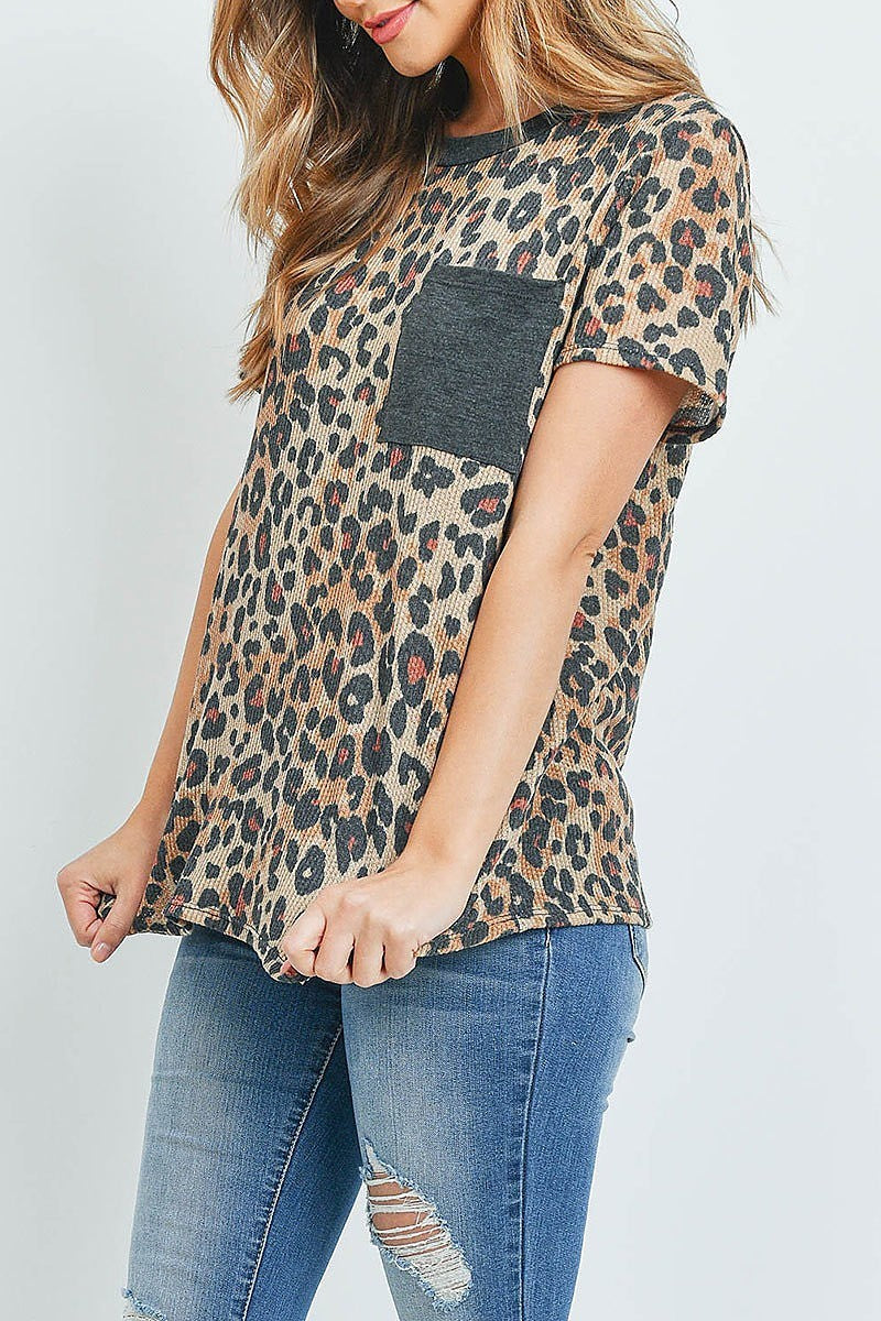 Leopard rib detail pocket top (ED8830)