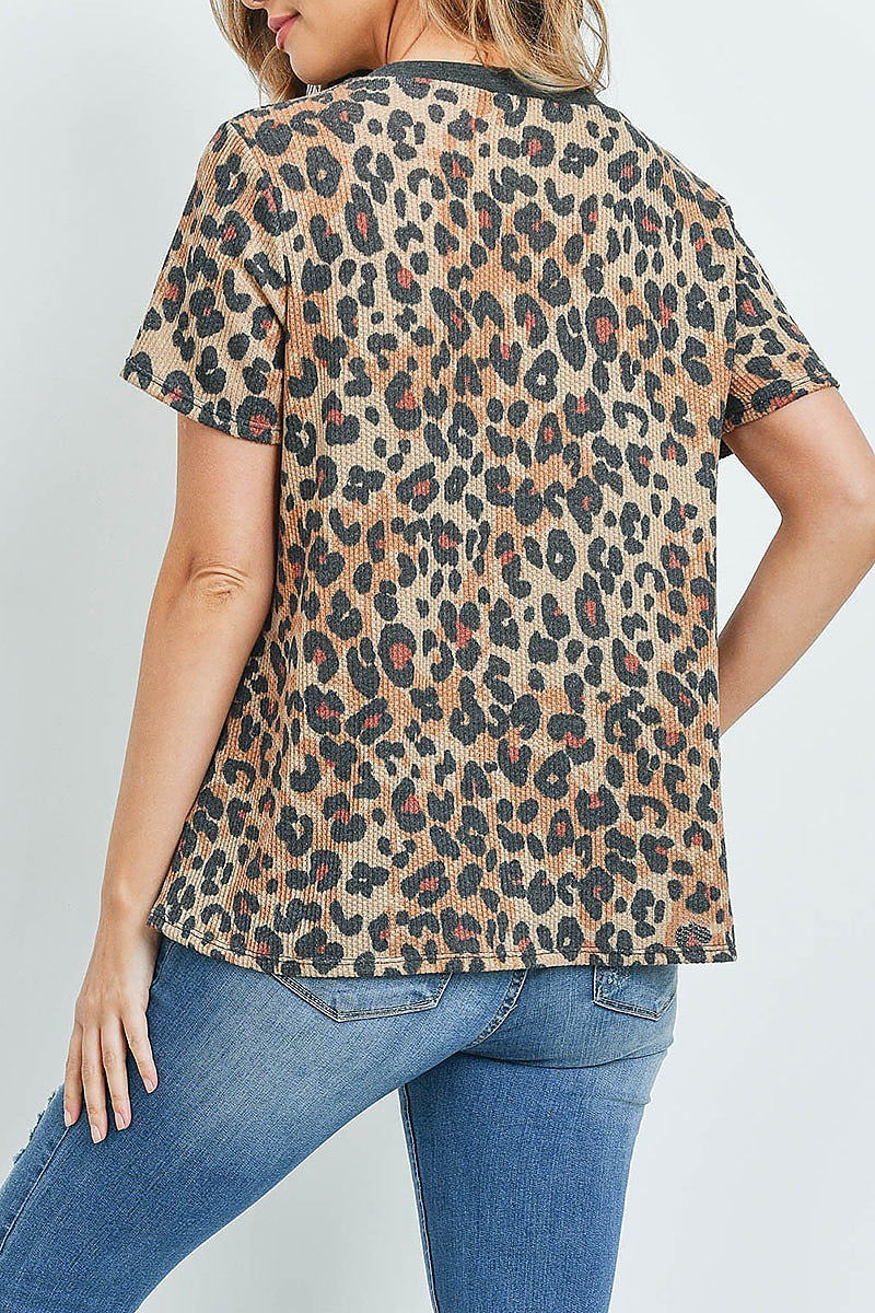 Leopard rib detail pocket top (ED8830)