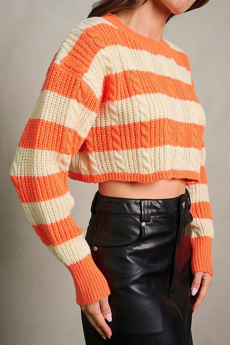 Long sleeve knitted colorblock crop top (EGWT2656)