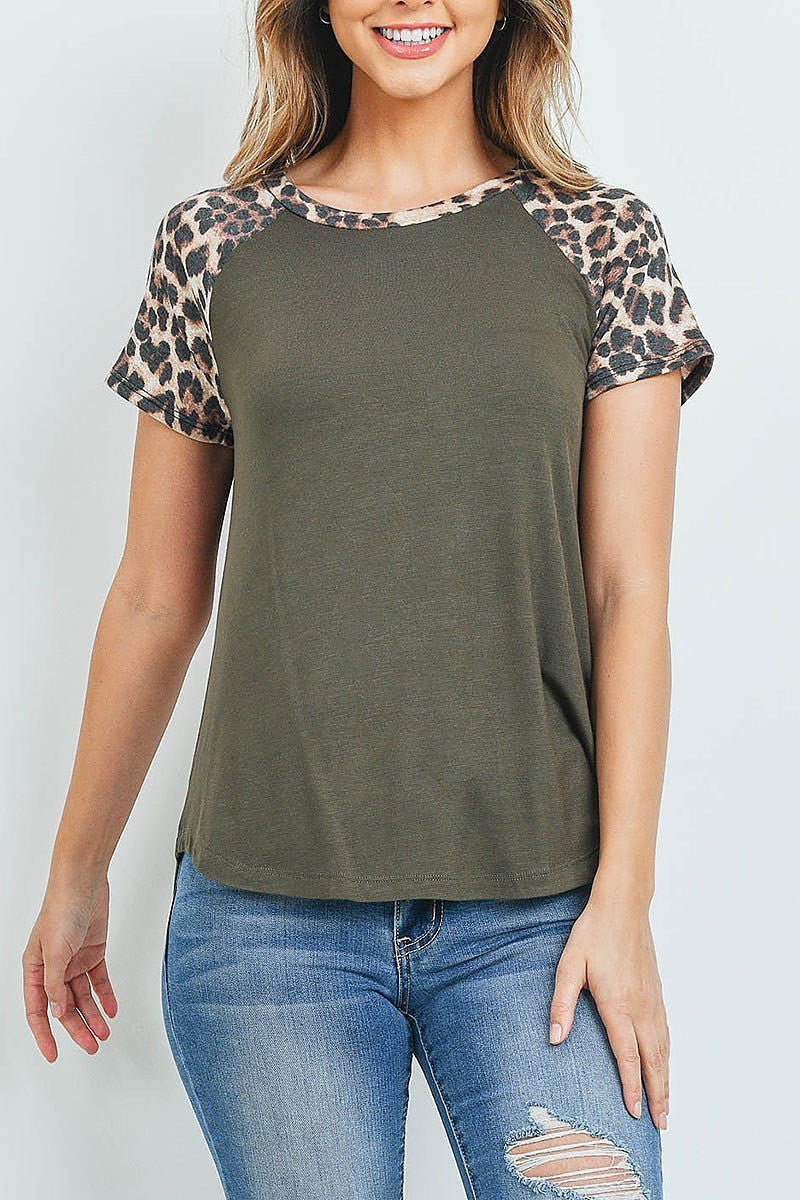 Leopard sleeve and neckband solid rib top (ED8828)