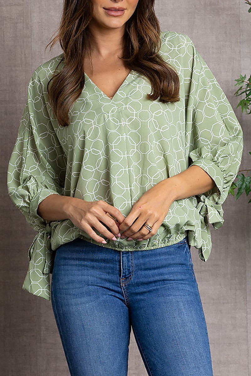 Printed v-neck dolman self-tie sleeve top (EDSW3271)