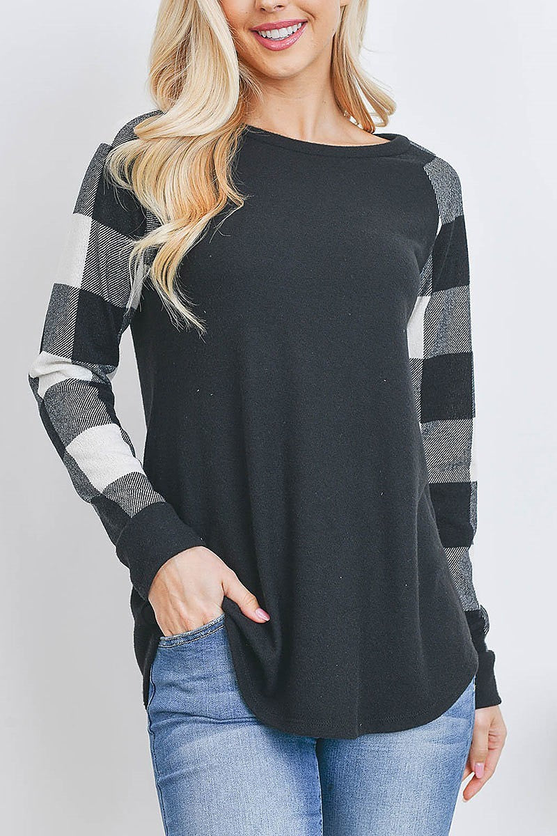 Plaid long sleeve dolphin hem top (EF2733)