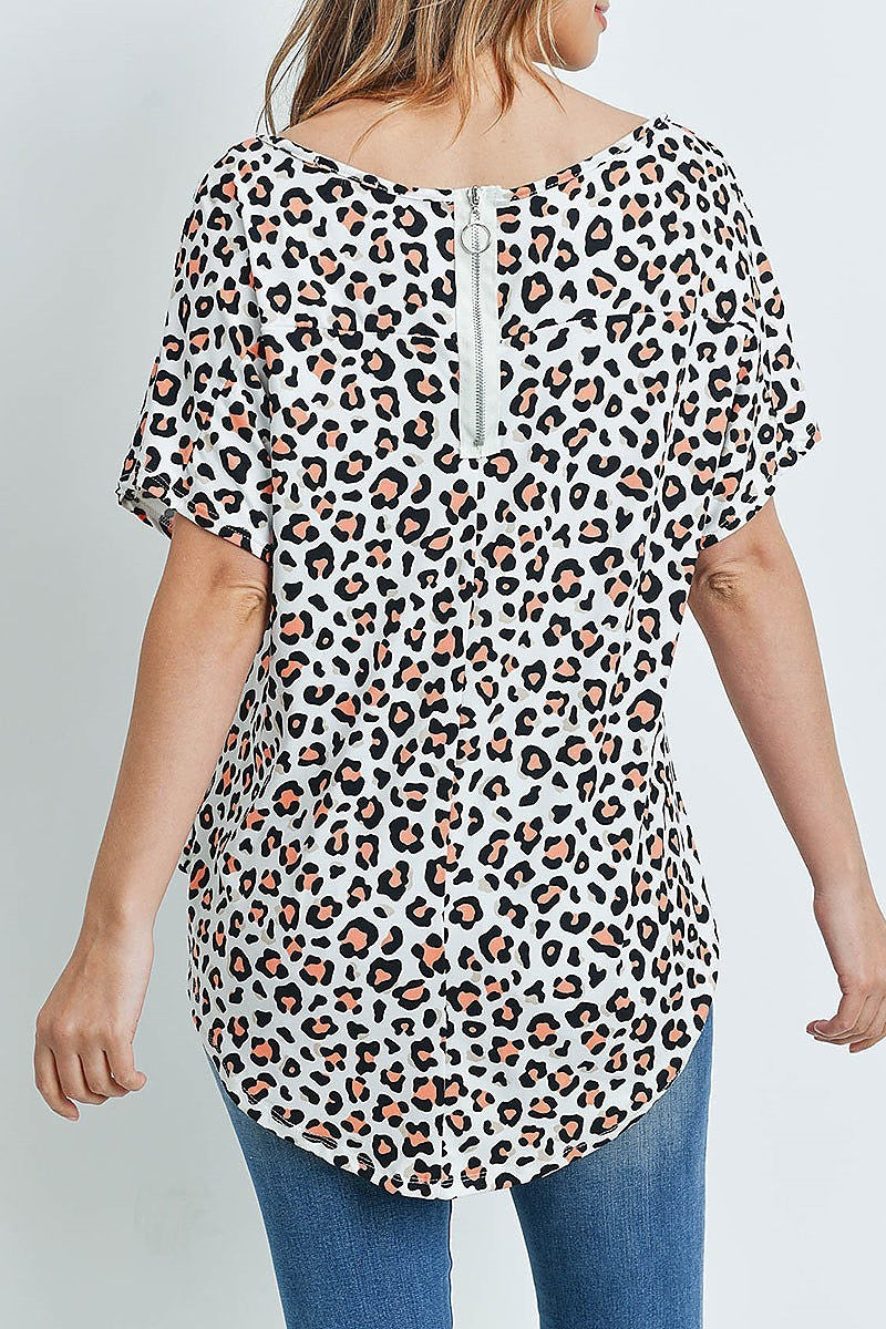 Round neck zipper neck detail animal print top (ED8629-2)