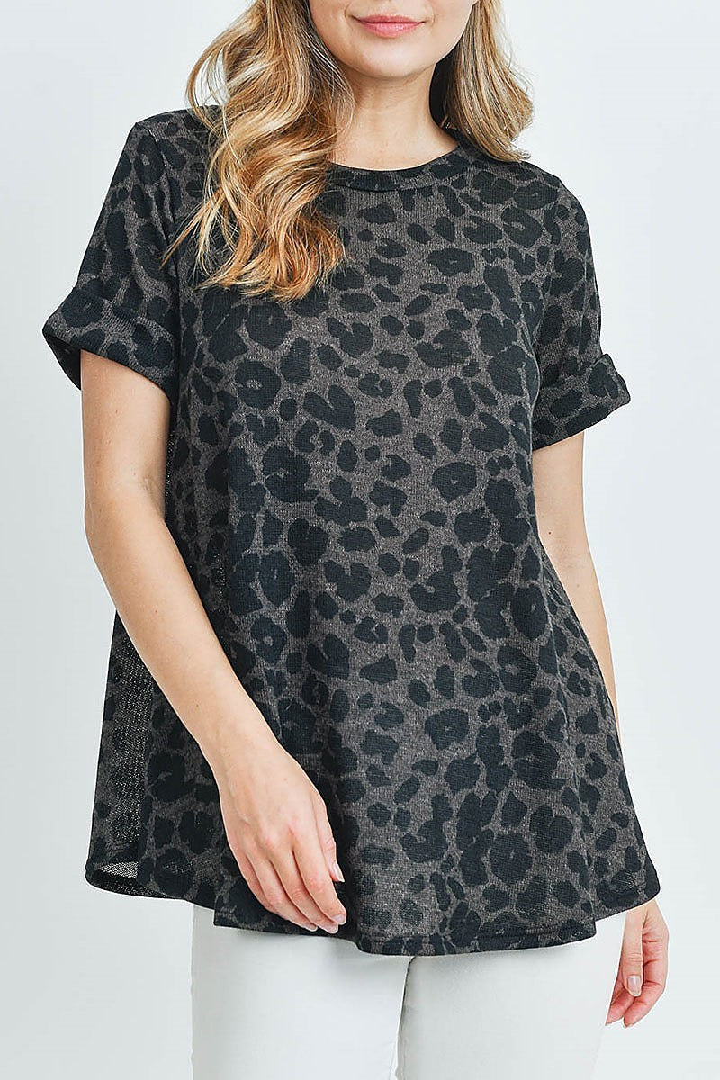 Short sleeves round hem leopard top (ED8677)