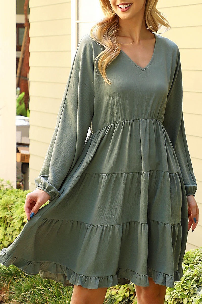 Puff sleeve v-neck elastic waist tiered dress (DED8840)