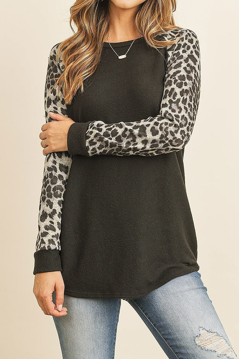 Long sleeve leopard raglan hacci top (ED8808)