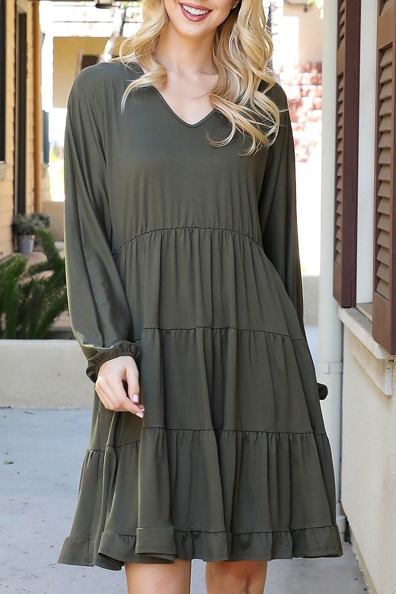 Solid long sleeve tiered ruffle dress (DED8913)