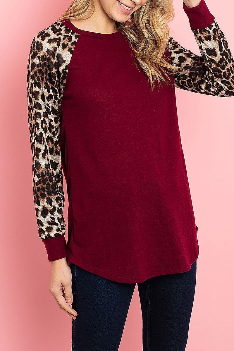 Long sleeve leopard raglan hacci top (ED8808)